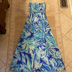Lilly Pulitzer maxi size M
